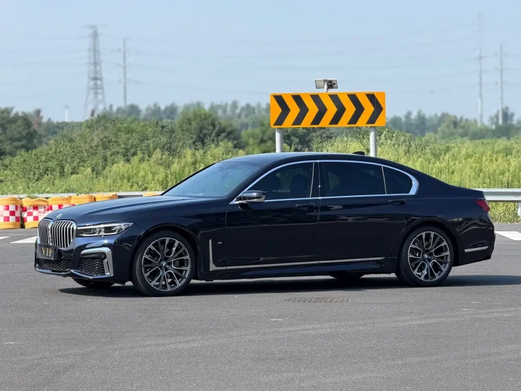 BMW 7 Series 2019 Facelift 740Li Leading M Sport Package