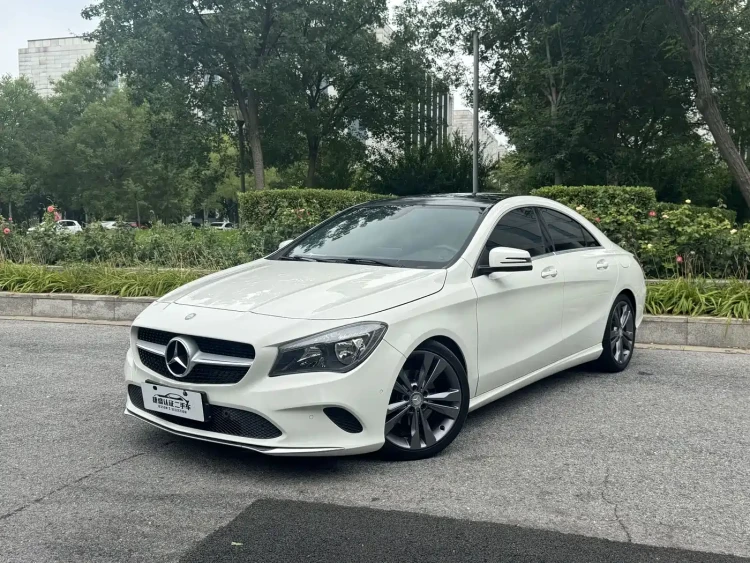 Mercedes-Benz CLA (Import) 2016 CLA 200 Sport