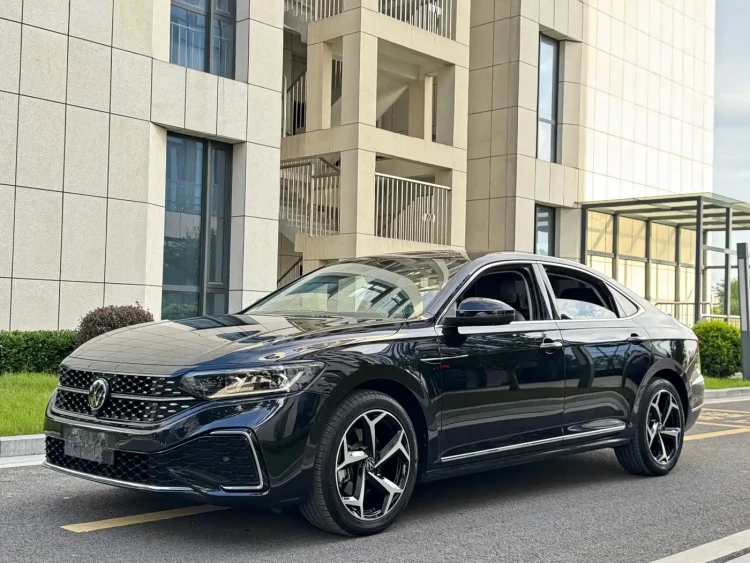 Volkswagen Passat 2024 380TSI Starlight Dragon Glory Edition