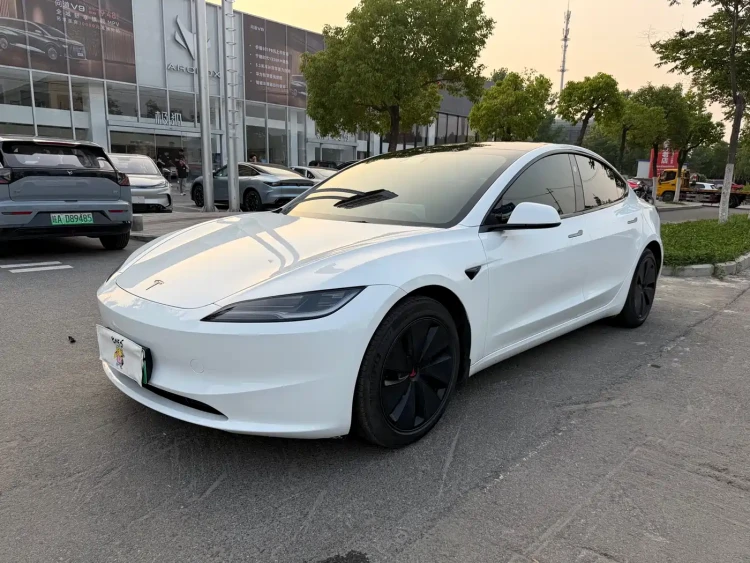 Tesla Model 3 2023 Long Range All-Wheel Drive