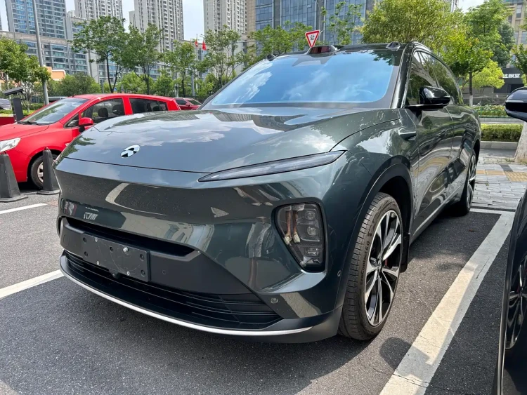 NIO ES8 2023 100kWh Signature Edition