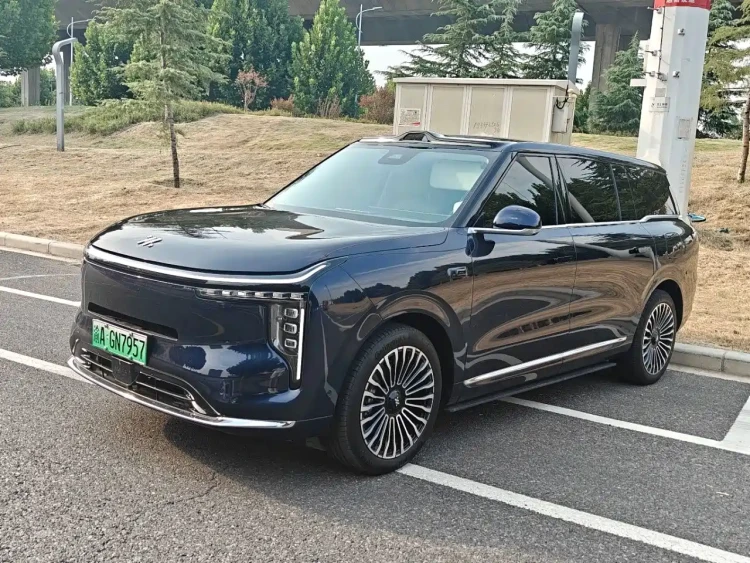 IM Motors IM LS9 2026 Model 52kWh Base Version