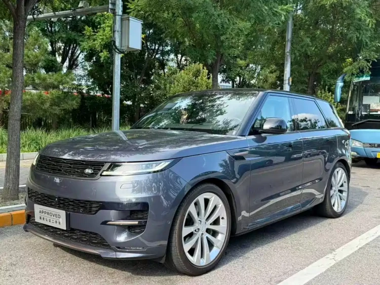 Land Rover Range Rover Sport 2023 400PS Launch Edition