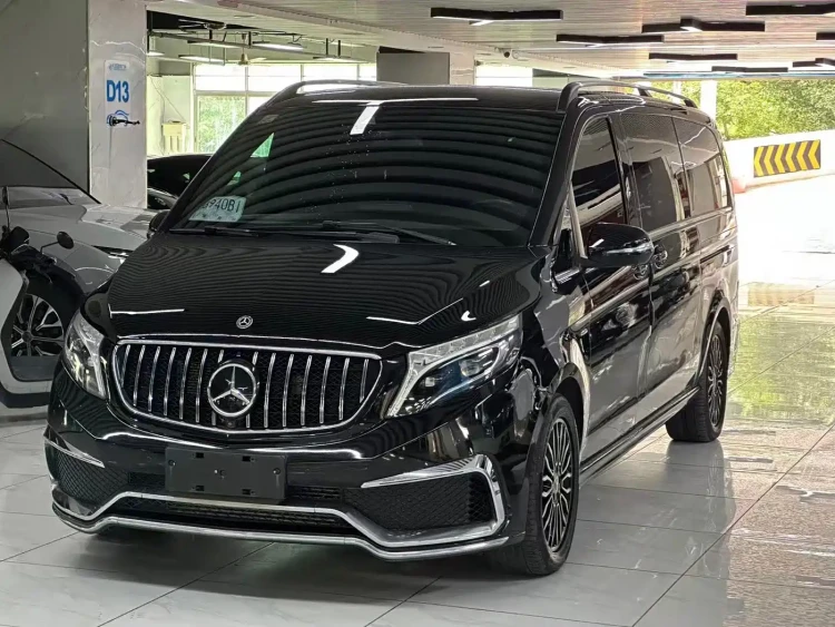Mercedes-Benz V-Class 2018 V 260 L Premium Long Wheelbase Edition China VI