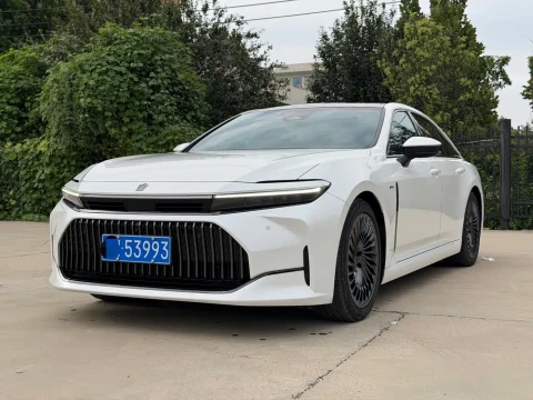 Toyota Crown (Import) 2024 2.5L Ultimate Edition