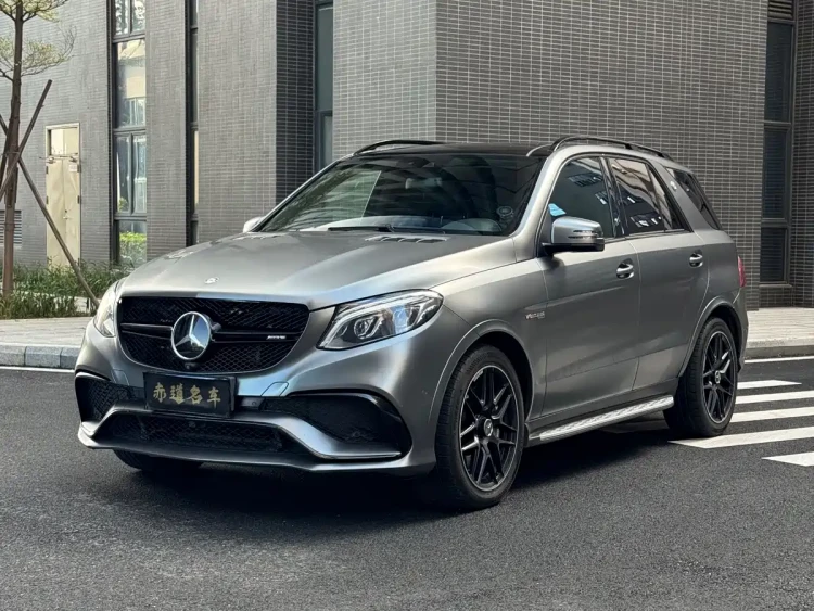 Mercedes-Benz GLE AMG 2015 AMG GLE 63 4MATIC