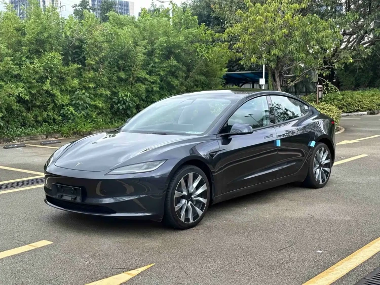 Tesla Model 3 2025 Model Rear-Wheel Drive Edition