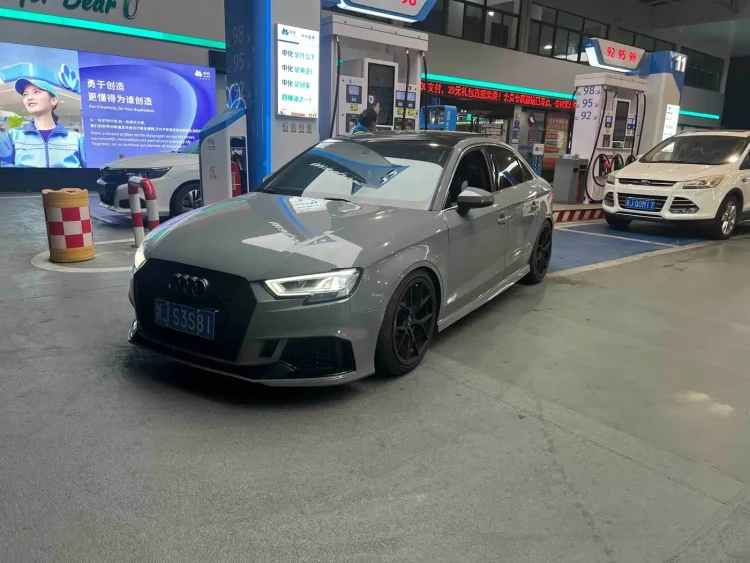 Audi S3 2017 Facelift S3 2.0T Limousine