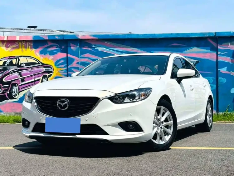 Mazda Atenza 2015 2.0L Skyactiv Luxury Edition