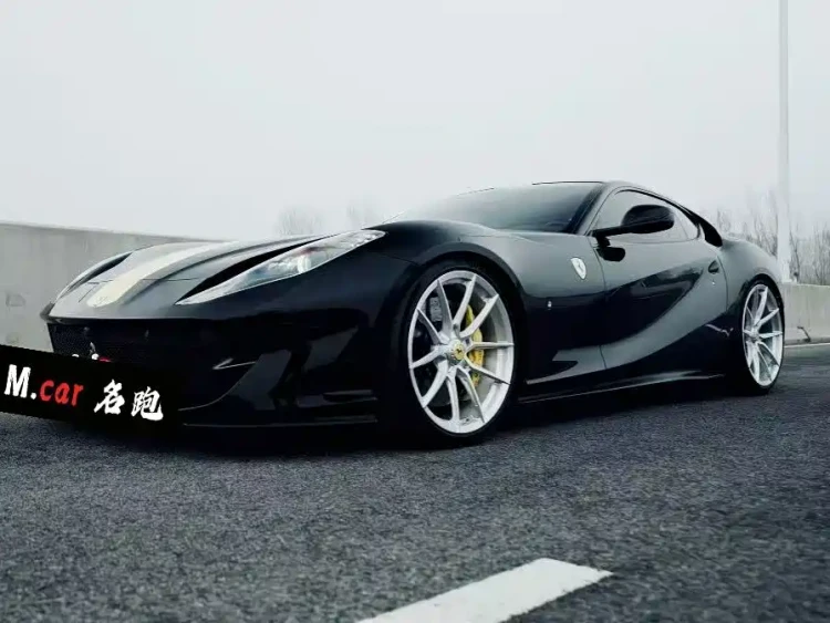Ferrari 812 2017 6.5L Superfast