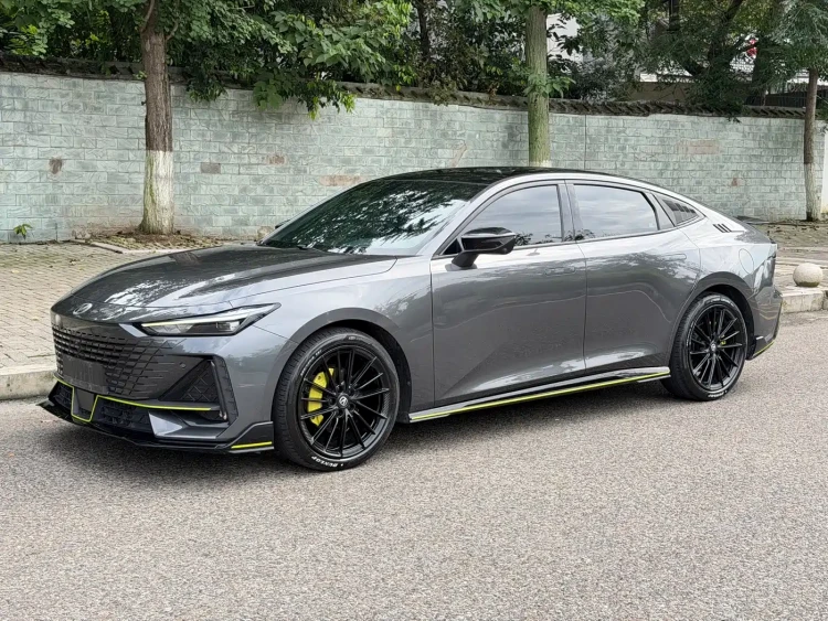Changan UNI-V 2022 1.5T Sport Edition