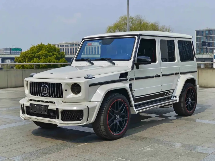 Mercedes-Benz G-Class 2018 G 500 designo Masterpiece Collector's Edition