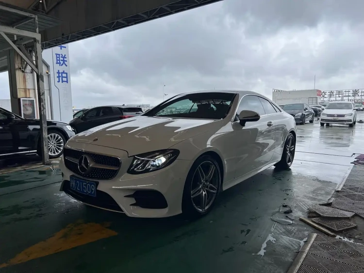 Mercedes-Benz E-Class (Import) 2017 E 200 Coupe