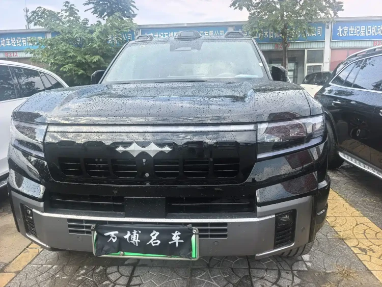 Fang Cheng Bao Leopard 8