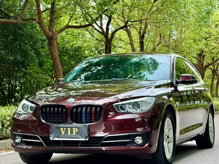 BMW 5 Series GT 2015 528i Leading