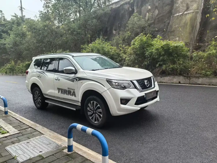 Nissan Terra 2020 2.5L XL Upper 4WD Automatic Luxury Edition