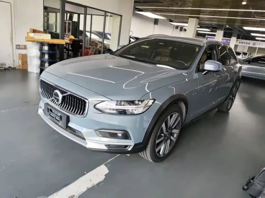 Volvo V90 2023 Cross Country B5 AWD Smart Premium Edition