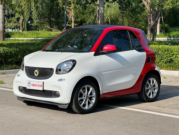 smart fortwo 2015 1.0L 52kW Hardtop Agile