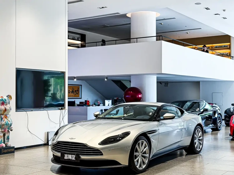 Aston Martin DB11 2019 Model 4.0T V8 Coupe