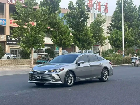 Toyota Avalon 2019 Hybrid 2.5L Limited Flagship Version China V