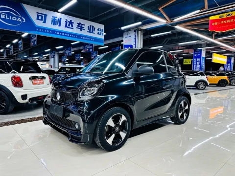 smart fortwo 2018 1.0L 52kW Hardtop Passion Edition China V