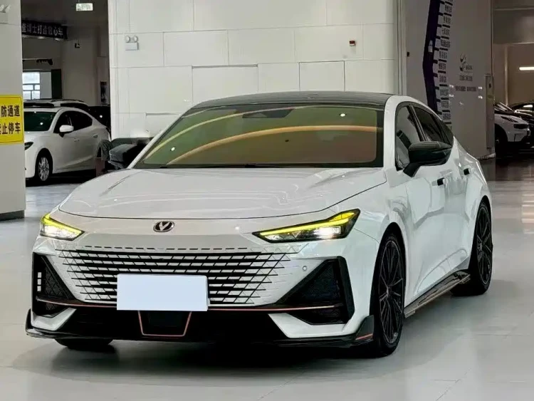 Changan UNI-V 2022 1.5T Sport Edition