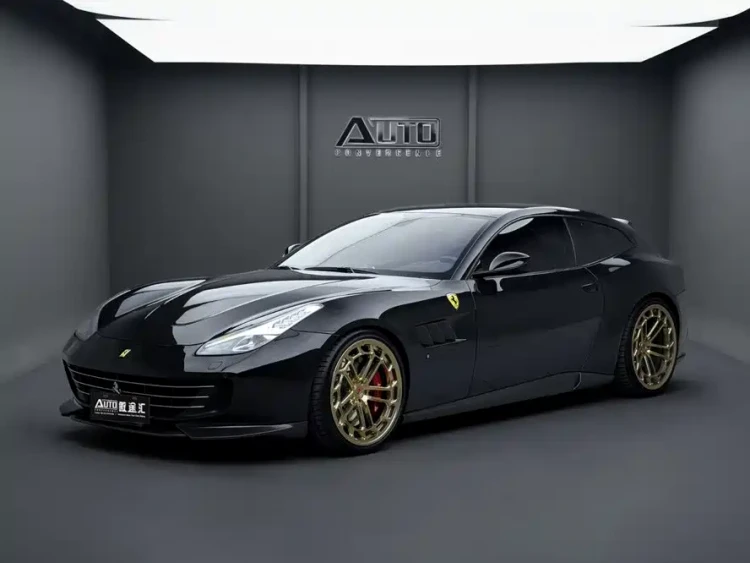 Ferrari GTC4Lusso 2017 3.9T V8