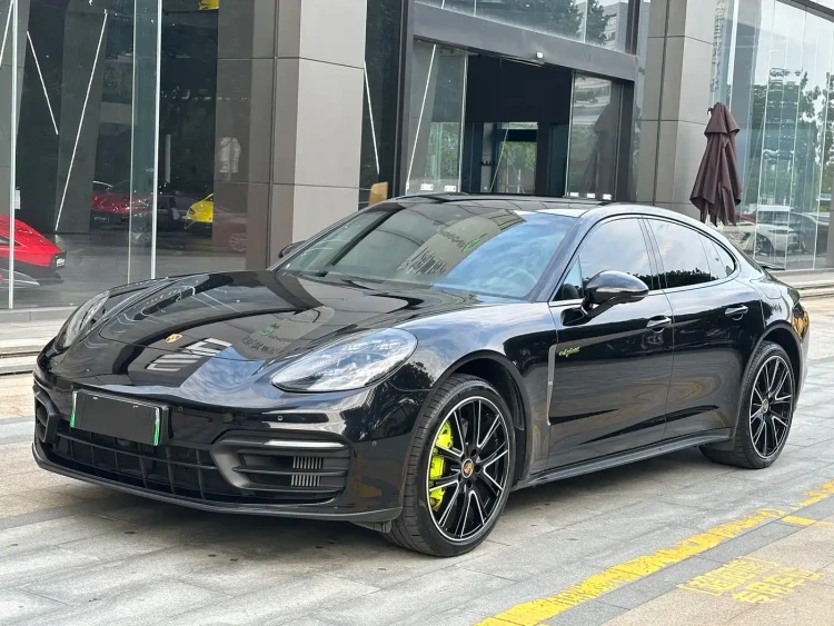 Porsche Panamera New Energy 2023 Panamera 4 E-Hybrid Platinum Edition 2.9T