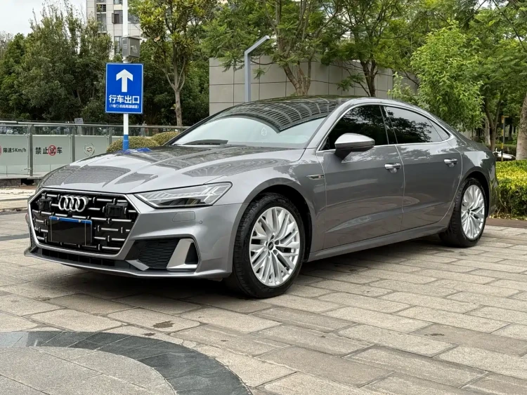 Audi A7L 2024 45TFSI S-line Dream Edition Crystal Package