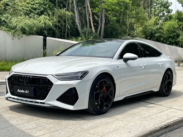 Audi A7 2025 Model 45 TFSI Premium Selection