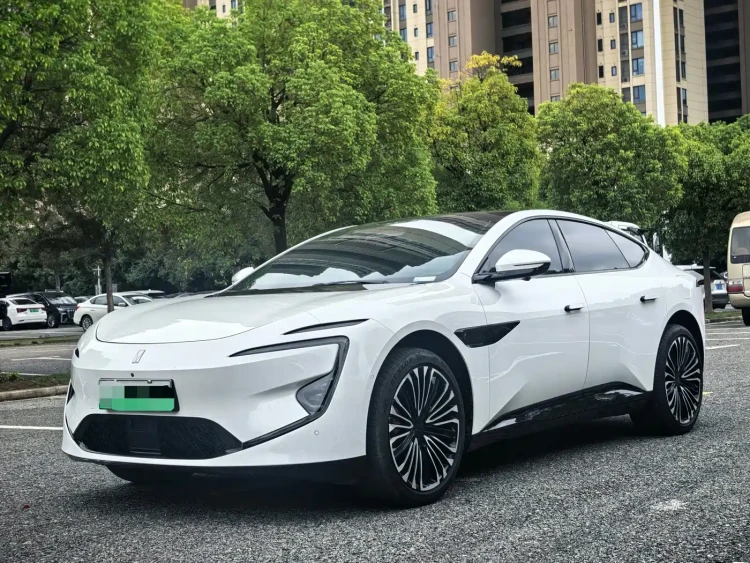Avatr 12 2025 Ultra Pure Electric AWD