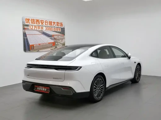 Geely Galaxy Galaxy Xingyao 8 2025 130km EM-i Premium Edition
