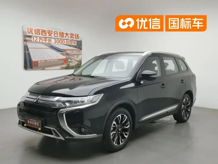 Mitsubishi Outlander 2020 2.0L 2WD Premium 7-seater